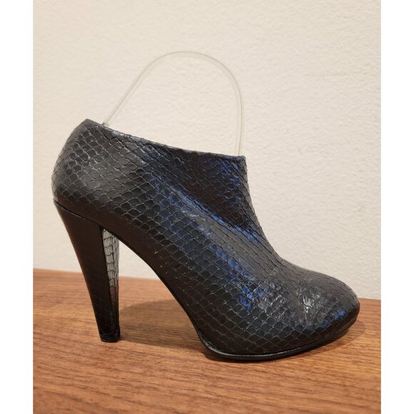 Zara Shoes - Zara Woman Collection Black Snakeskin Ankle Heel Leather Boots Sz 39 / 8